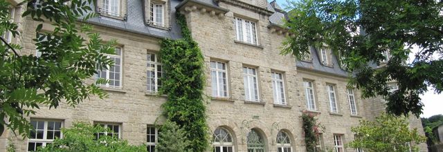  bretagne  le chateau de MAIE