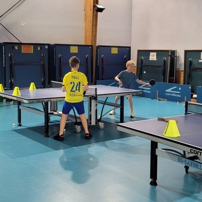 Regroupement de jeunes pongistes à Sandillon le 12 novembre