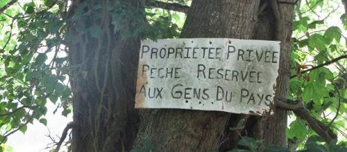 ... touristes, donc, passez votre chemin...