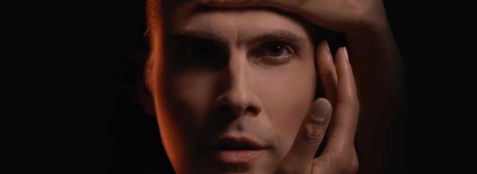 Sélection chanson : Célestin sort son album Viens avec Moi le 15 novembre 2025