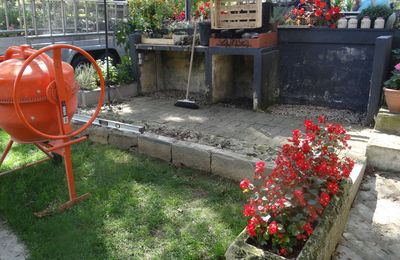 Chape Devant le Barbecue