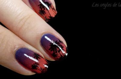 Manucure coucher de soleil et palmiers avec les waterdecals NéeJolie + tutoriel vidéo