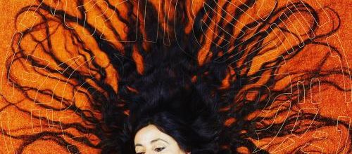 Christina Rosmini revient avec le soleil de l'album INTI