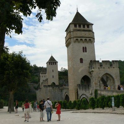 CAHORS, 2000 ANS D'HISTOIRE (Lot - 46)