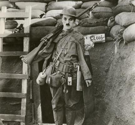 Charlot soldat