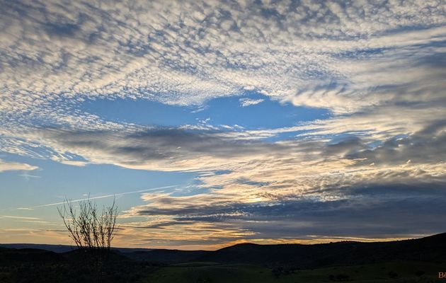 un soir à  Cáceres sur l'aire de CCars