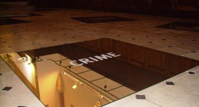 Paul Raguenes / Carved mirror crime