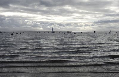 EB - Le ciel était bien noir, pour les Cabanes en fête 2019, à Andernos-les-bains...