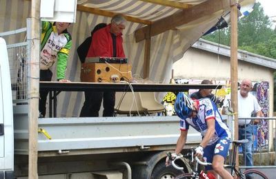 La course cycliste de Sainte Colombe sur Seine