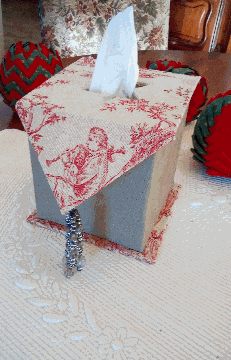 Atelier cartonnage du 12 décembre : Boîte mouchoirs carrée