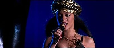 EXCLUSIF : Rihanna performera au "iHeartRadio" Festival!