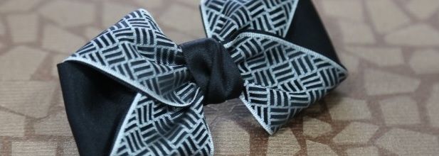 Faire de gros jolis noeuds (barrettes par exemple)