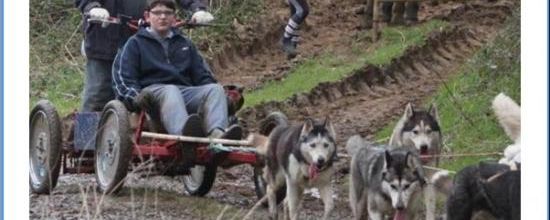 CROCS BLANCS ET VISAGE PALES A DILAY