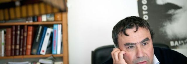 Article de “Valeurs Actuelles” jugé antisémite : Benjamin Stora reçoit le soutien de centaines d'intellectuels
