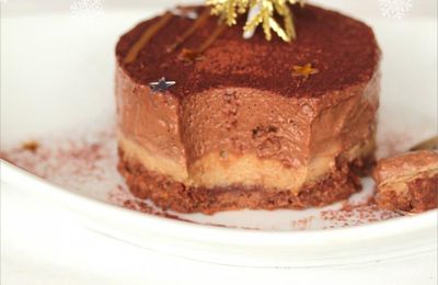 Entremets au chocolat, feuillantine pralinée et crème au café