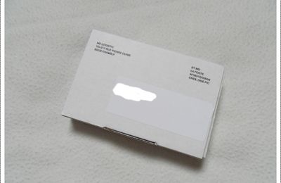 J'aime bien reçevoir des petits cadeaux...surtout de la part de Chanel