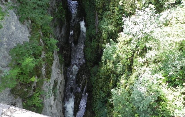 La cascade des Gorges de Langouette