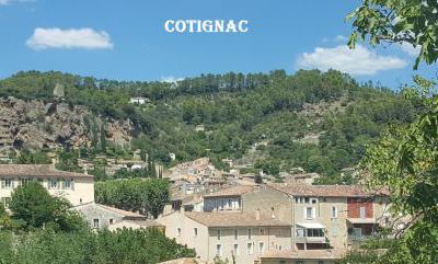 VILLAGES DU VAR : Cotignac