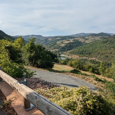 le village de Mazega en Aveyron