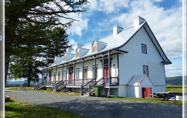  Centre d’initiation au patrimoine – La Grande Ferme (1866) - Cap Tourmente - Saint-Joachim - Québec - Canada