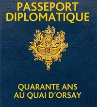Téléchargement gratuit de magazines ebooks pdf Passeport diplomatique  - Quarante ans au Quai d'Orsay par Gérard Araud PDF
