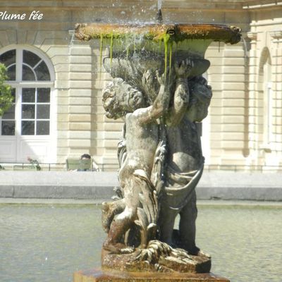 La Fontaine aux Chérubins du Jardin du Luxembourg et mes Pensées de Pâques...