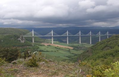 Randonnée tout proche du viaduc de Millau