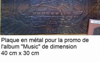 plaque métal "MUSIC"