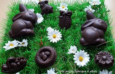 Et si je faisais mes propres œufs de Pâques en chocolat noir sans PLV