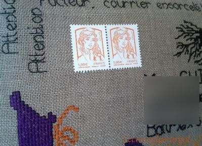 Courrier brodé / Bientôt Halloween !