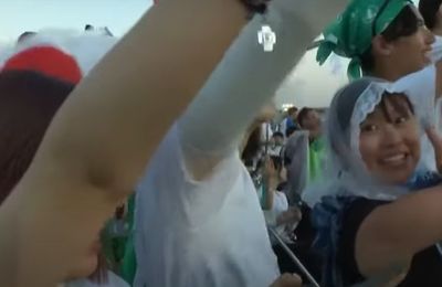 À Tor Vergata, les échanges entre Léon XIV et les jeunes - va