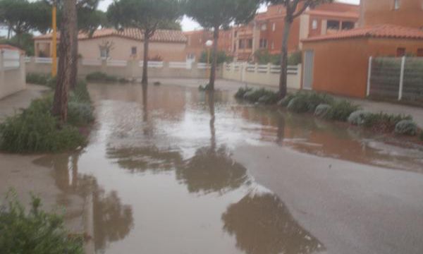  ALERTE ROUGE  -  AVIS D'EVACUATION DANS LES PYRENEES ORIENTALES