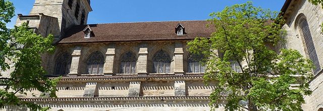FIGEAC : L'EGLISE ST SAUVEUR