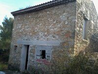 PETIT DOMAINE ABANDONNÉ A ISTRES
