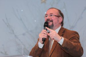 De l’universalisme dans la Bible à l’accueil de l’étranger. De l’Urgence d’être témoin