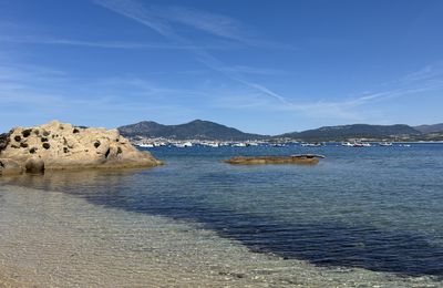 Plage d'Isolella aux environs de Porticcio