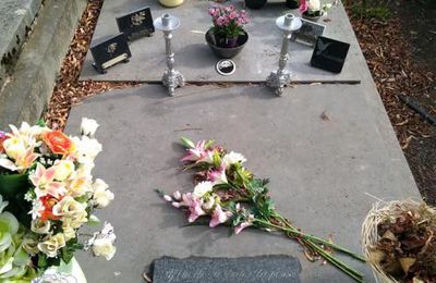 Tombe de Louis et Catherine Antoine (photo de Raphaël Castelain)