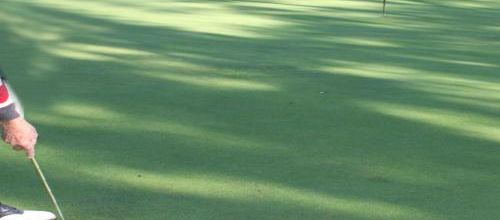 9 trous avec le pro sur le parcours de golf de Gammarth à Tunis.