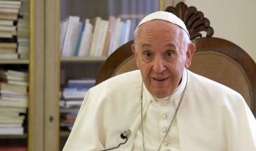 Nouvelles de Rome: Le rôle de l'apôtre Pierre, catéchèse de François dans une interview inédite et PLUS