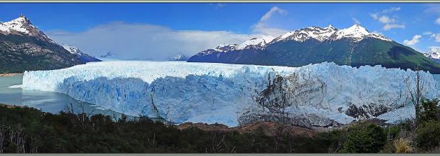 Le glacier et le pic Perito Moreno vus des passerelles - Peninsula de Magallanes - Patagonie - Argentine
