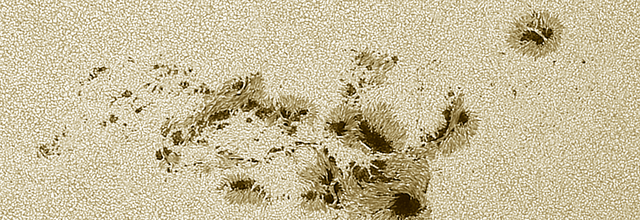 La tache solaire géante AR 3664, aux origines de l'aurore