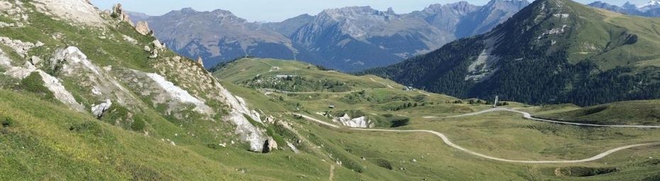 Le lac des Blanchets depuis le Dou du Praz