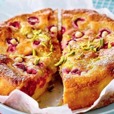 Gâteau moelleux au yaourt et à la framboise