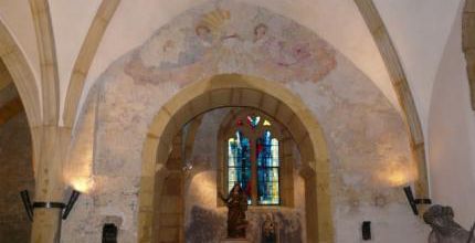 La crypte ou caveau de l'église templière de Pierrevillers, jeudi 10 juin 2010. (Albert Fagioli)