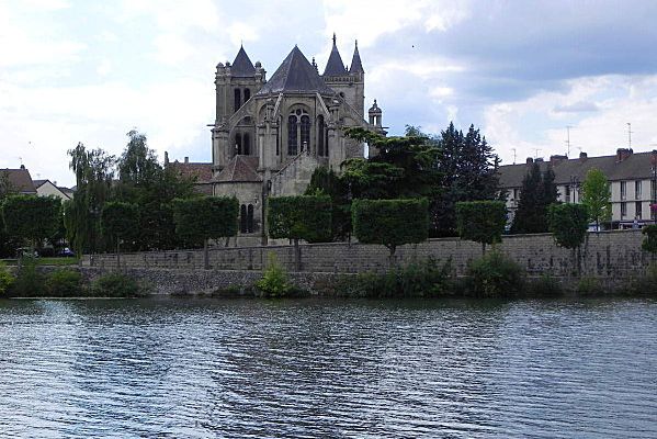 BRAY SUR SEINE