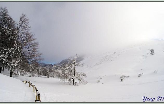 Randonnée raquettes dans les Pyrénées : test de mon nouveau joujou, la Gopro Hero3+ - Le temps se gâte ! - Paloumère - 31