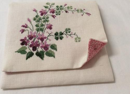 petite broderie