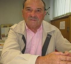 Marcel Bessard refuse les médailles « On m'a même dit que l'on m'enverrait en prison si je refusais encore. »   mais reste fidèle aux commémorations