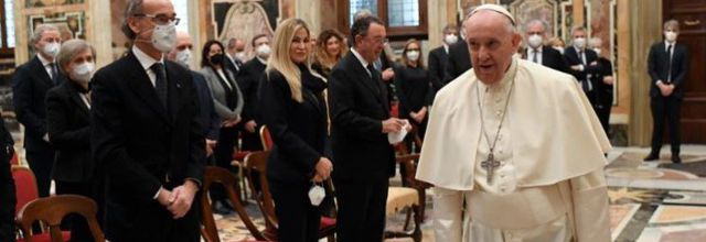 Le Pape relie la qualité et la beauté du travail à sa dignité - VA