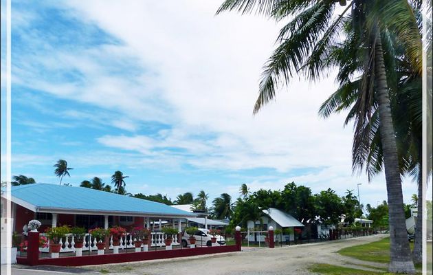 Entre deux rincées, balade vers Rotoava, le seul village de Fakarava - Tuamotu - Polynésie française